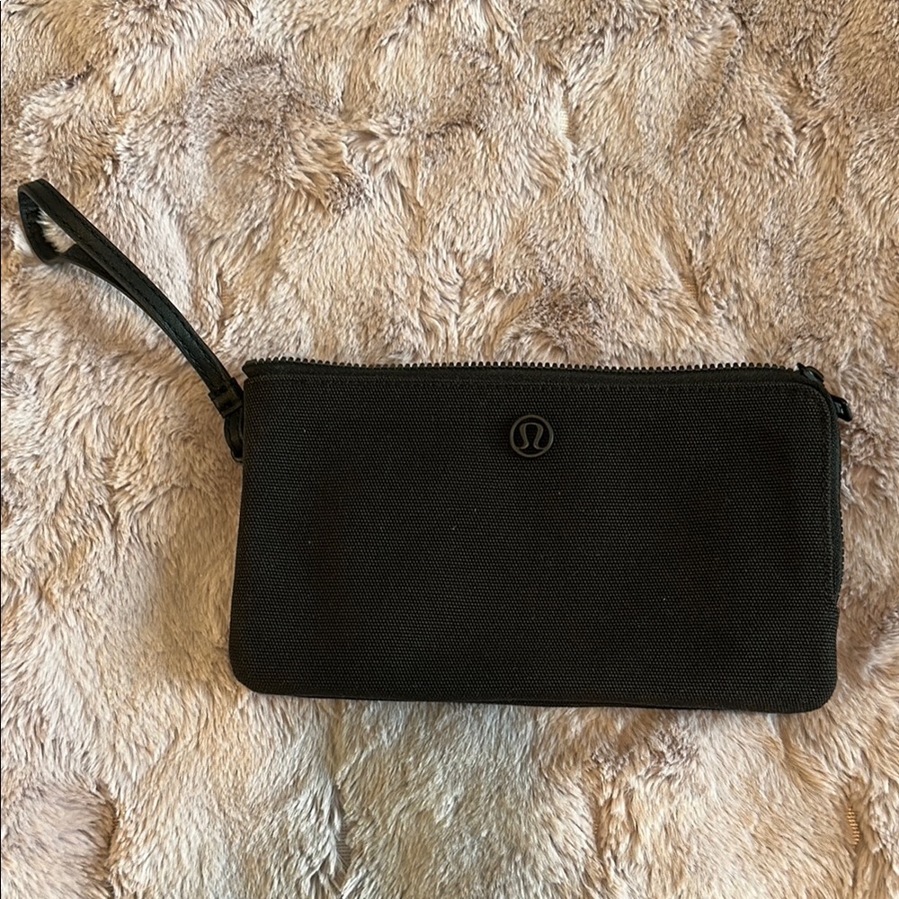 lululemon athletica Black Wristlet Clutch